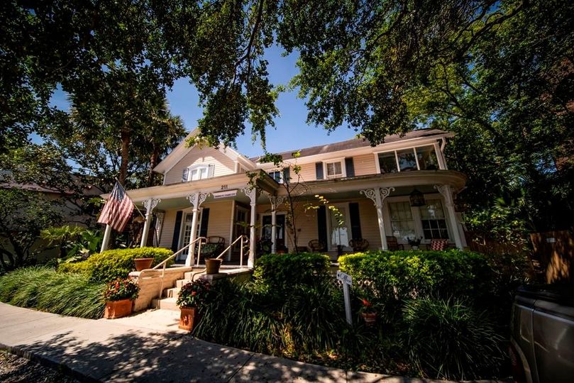 The Wellbon House in Orlando outside view